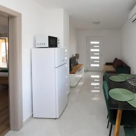 Alfonso Apartment